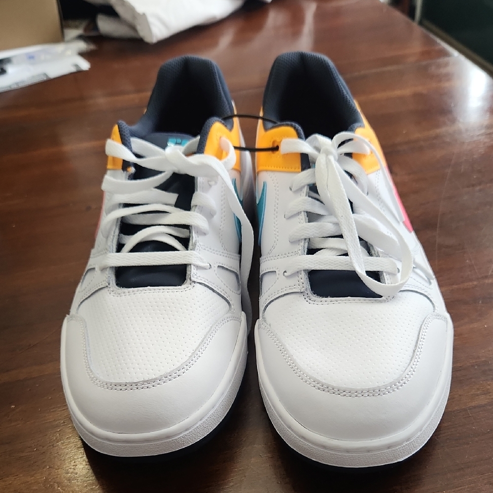 NIKE Full Force Low